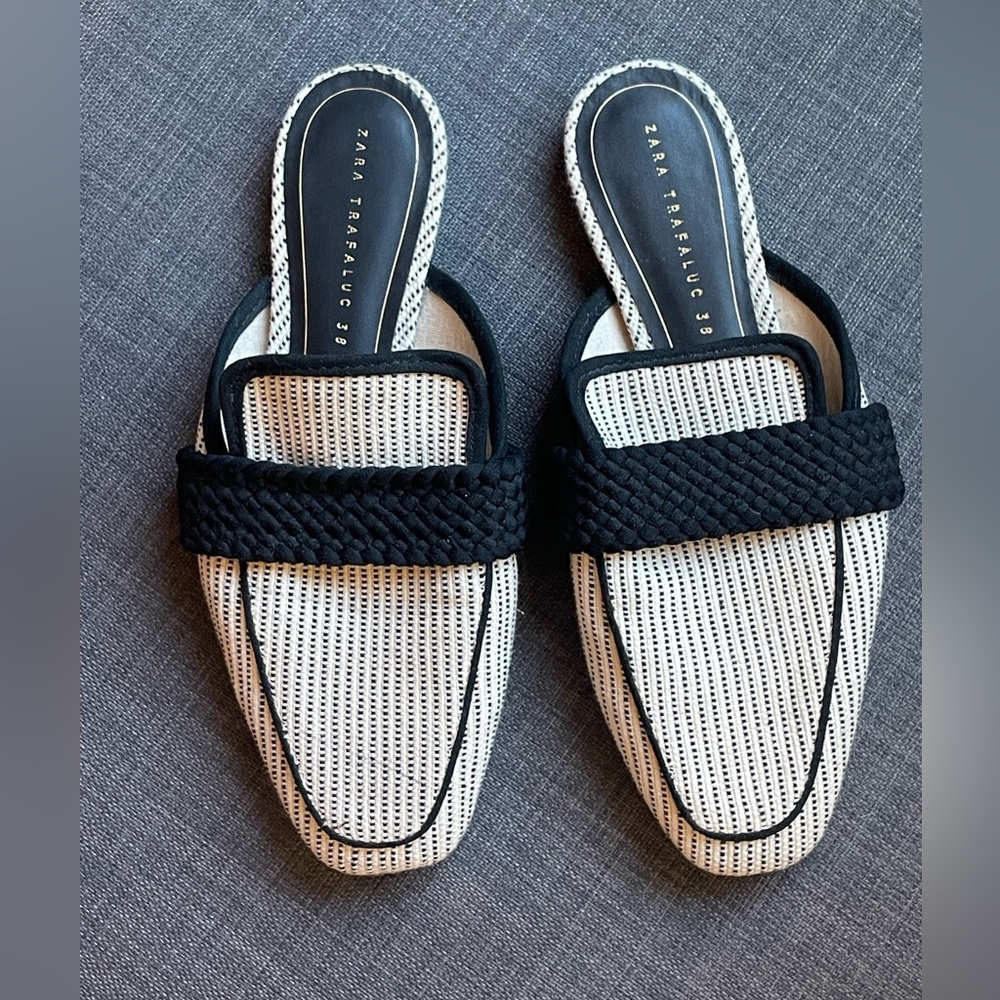 Zara Trafaluc Black and White Woven Mule Loafers